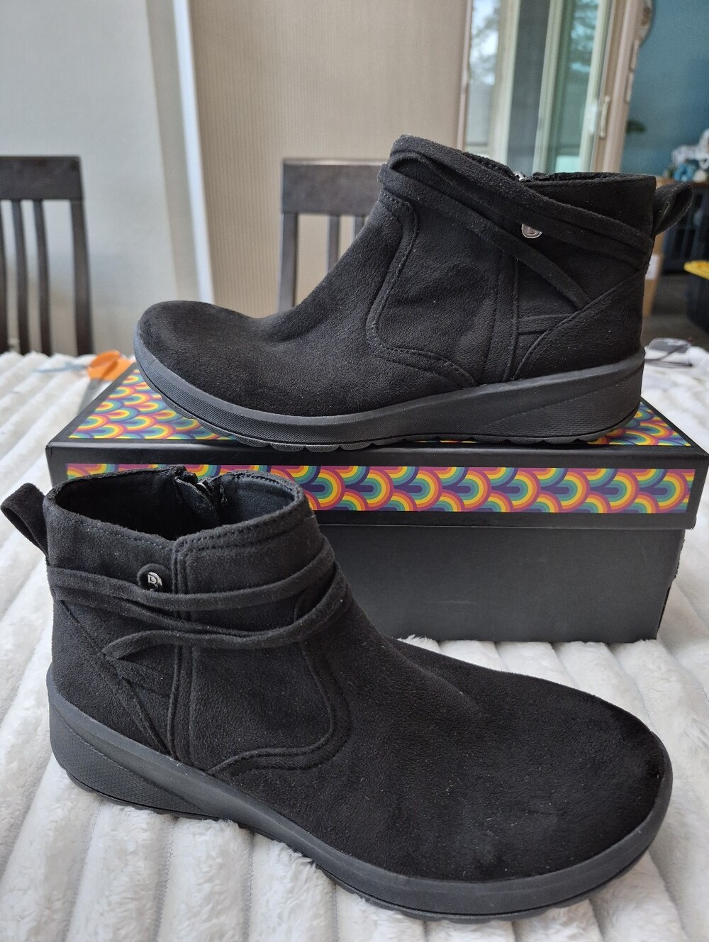 LIFE STRIDE BZEES GUEST WOMEN'S SZ 8 M ANKLE BOOTIES